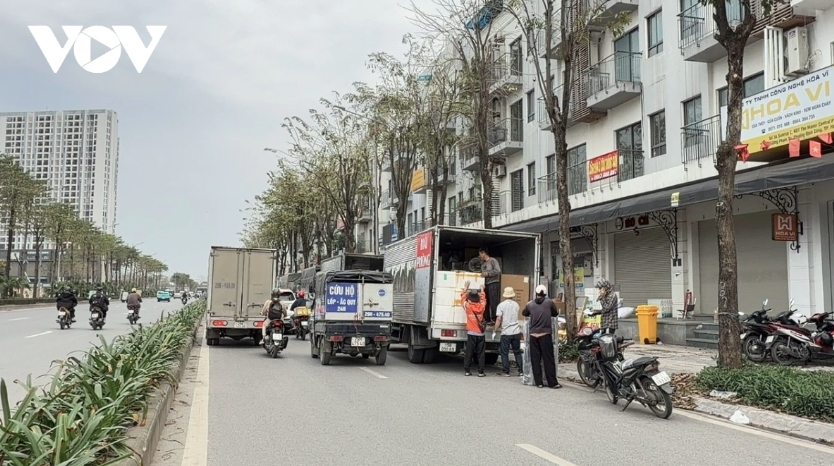 Hà Nội lập chốt xử lý xe tải chiếm đường Phạm Tu sau phản ánh của Báo Điện tử TNVN